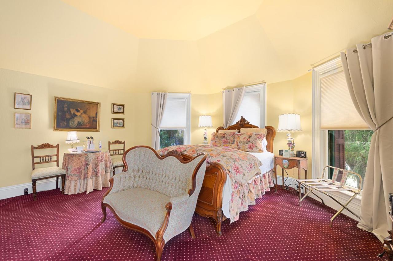 The Gables Wine Country Inn Santa Rosa Bagian luar foto